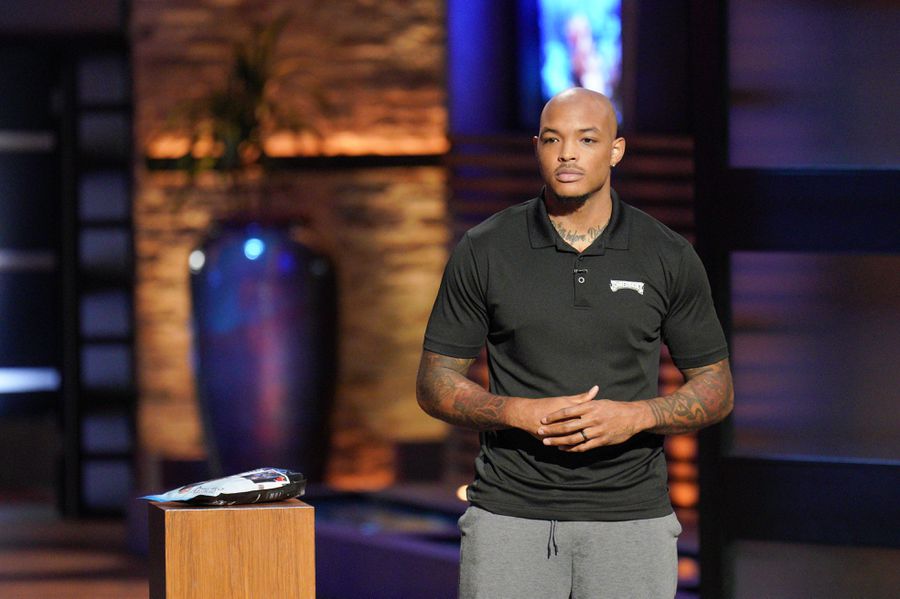 Shark Tank Recap: Spotify for the gym, dirty beds, swimsuits & Earth-saving  shampoo